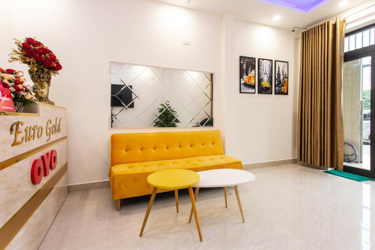 Отель Oyo 658 Euro Gold House And Coffee Дананг Экстерьер фото